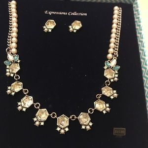 bella Perlina Jewelry - Bella Perlina necklace and earrings set bella Perlina Jewelry - Bella Perlina necklace and earrings set